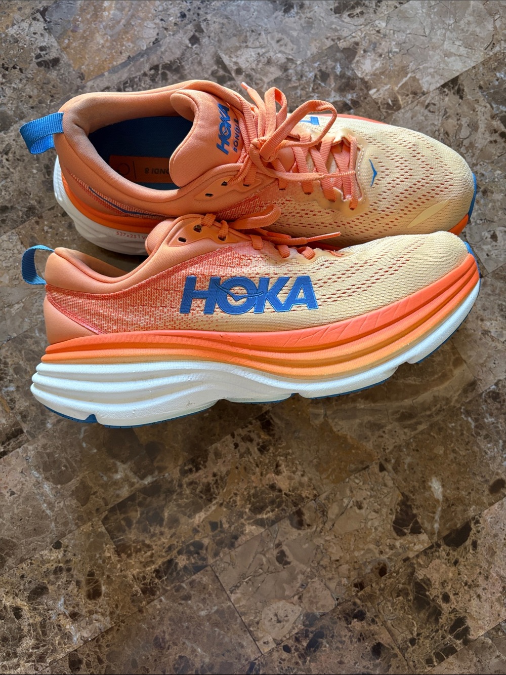 Hoka Bondi 8 Men’s Peach & Blue Running Shoes